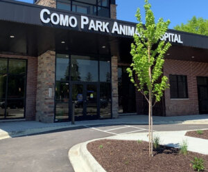 Como Park Animal Hospital Entrance